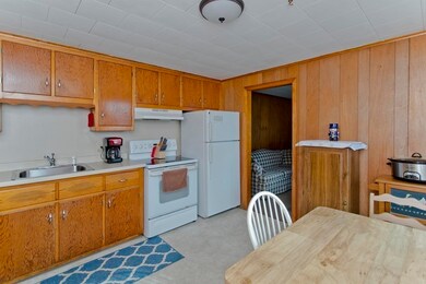109 Sewall St unit 113, Ludlow, MA 01056 - photo 4