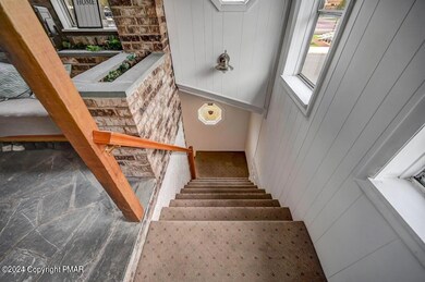 1233 Hamilton St, Stroudsburg, PA 18360 - photo 6