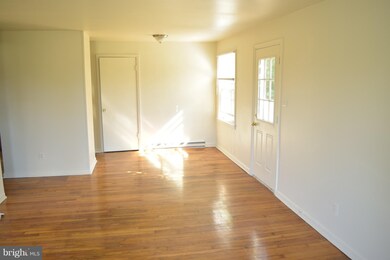 7415 Rogues Rd, Nokesville, VA 20181 - photo 2