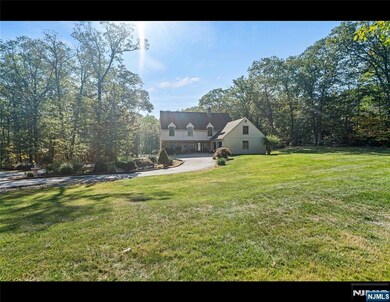 7 Rockburn Pass, West Milford, NJ 07480 - photo 4