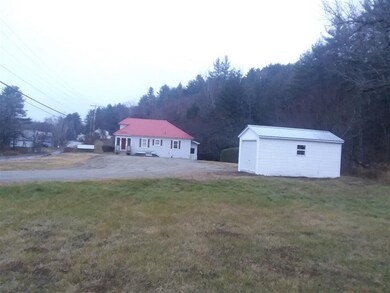 663 Old Center Rd, Saint Johnsbury, VT 05819 - photo 3