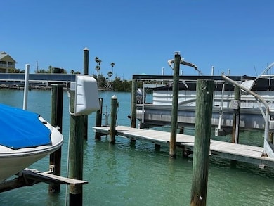 12478 Capri Cir N unit 2, Treasure Island, FL 33706 - photo 5