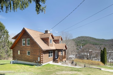 18 Castle Ln, Great Barrington, MA 01230 - photo 2