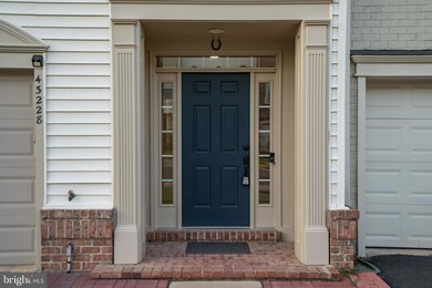 43228 Highgrove Terrace, Broadlands, VA 20148 - photo 3