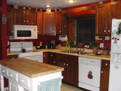 9767 HWY 36 (11)