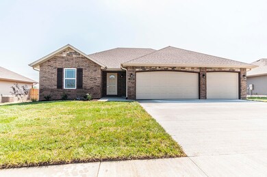 117 N Glengary Dr unit Lot 32, Nixa, MO 65714 - photo 2