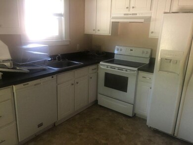 168 W Main St, Dudley, MA 01571 - photo 3