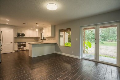 4222 Garden Ln, Tampa, FL 33610 - photo 5