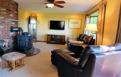 Living room b