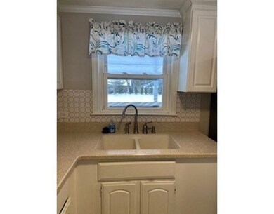 39 Elmfield Rd, Framingham, MA 01701 - photo 6