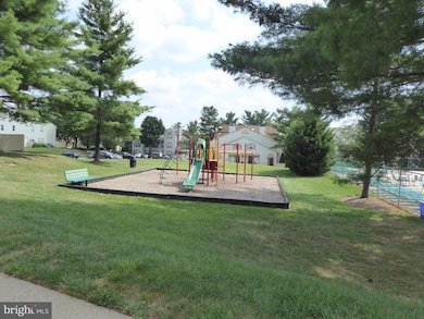 11330 Appledowre Way, Germantown, MD 20876 - photo 3