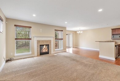 07-2349 Fieldstone dr-Windowstill Real E