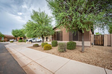 16062 W Yavapai St-26