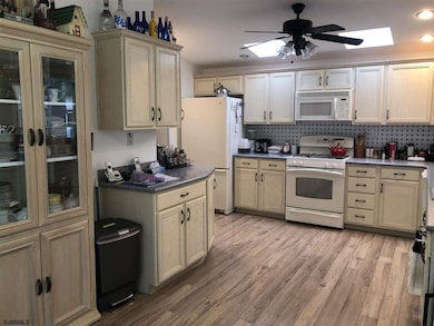 258 Pebble Beach Dr, Mays Landing, NJ 08330 - photo 7