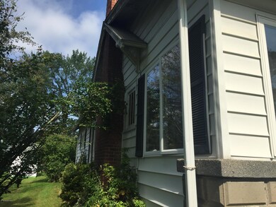 412 Bryant St, Stroudsburg, PA 18360 - photo 4