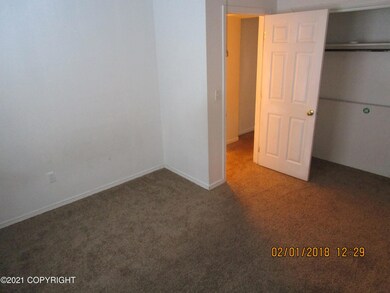 7520 Lake Otis Pkwy unit B, Anchorage, AK 99507 - photo 5