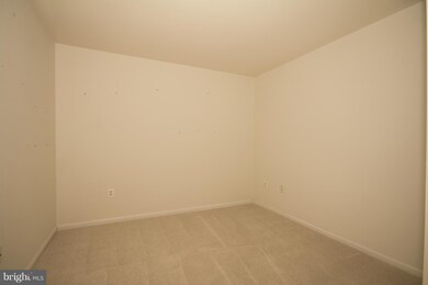 4500 Chaucer Way unit 102, Owings Mills, MD 21117 - photo 4