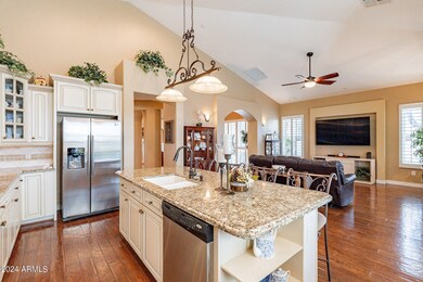 4660 S Robins Way, Chandler, AZ 85249 - photo 7