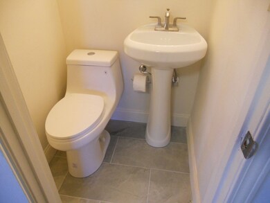 19 Brackett Rd unit B, Framingham, MA 01702 - photo 5