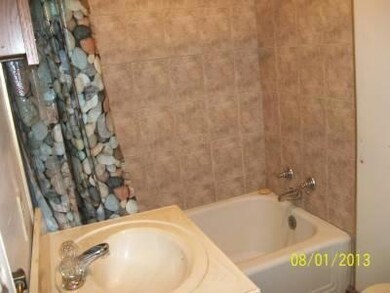 hn1767-bath