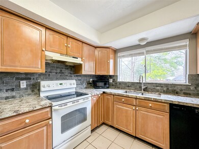 202 Pecan Valley Ct, Friendswood, TX 77546 - photo 4