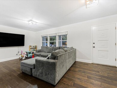 2409 Powers Ferry Dr SE, Marietta, GA 30067 - photo 5