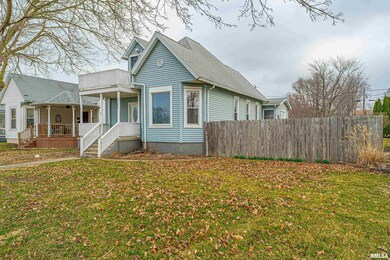 620 Wyatt Ave, Lincoln, IL 62656 - photo 3