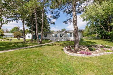 517 4th St W, Park Rapids, MN 56470 - photo 3