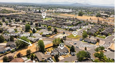 604 NE Shoshone Dr, Redmond, OR 97756 - photo 2