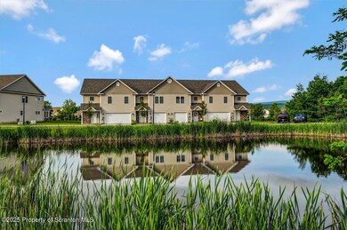 333 Shadow Wood Cir, Jermyn, PA 18433 - photo 2