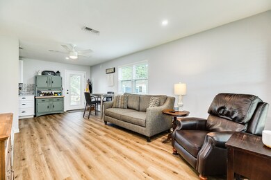 7411 County Road 172, Alvin, TX 77511 - photo 6