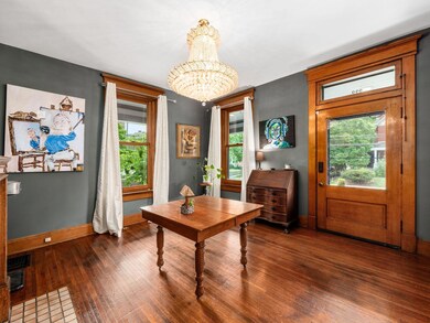 Entry Foyer