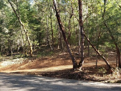 Entry to lot off Ferry rd