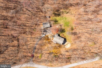 671 Mitchem Ln, Hedgesville, WV 25427 - photo 7