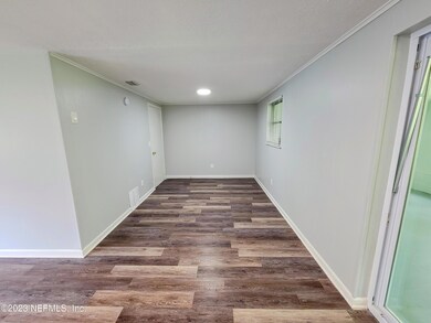 10683 Arnez Rd, Jacksonville, FL 32218 - photo 5