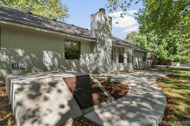 1908 N Chambers Terrace, Claremore, OK 74017 - photo 5
