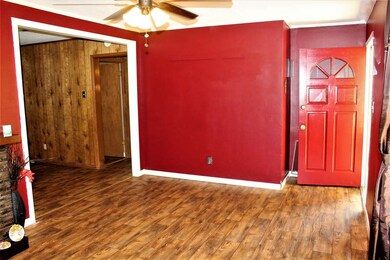 218 St Charles St, Hazlehurst, MS 39083 - photo 7