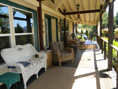 3160 Wards Creek Rd, Rogue River, OR 97537 - photo 3