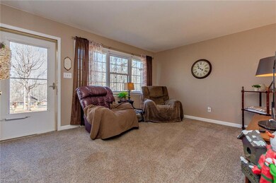 685 Inwood Rd, Asheboro, NC 27205 - photo 3