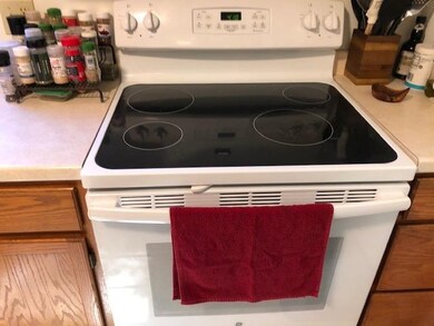 91 Hickory Hollow Rd, Vernon, VT 05354 - photo 4