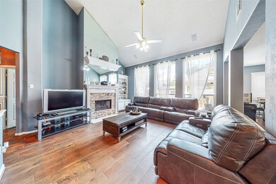 9127 Newburgh Dr, Houston, TX 77095 - photo 5