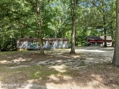 254 Warwick Dr, Pinetops, NC 27864 - photo 4