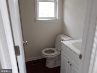 123 Weather Vane Dr, Cherry Hill, NJ 08002 - photo 4