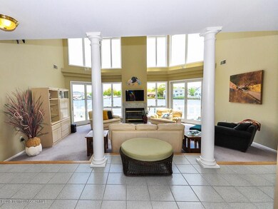 7 - Living Room