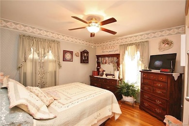 Nice sized master bedroom.