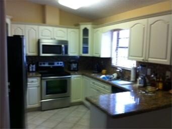 5666 SW 149th Place, Miami, FL 33193 - photo 7