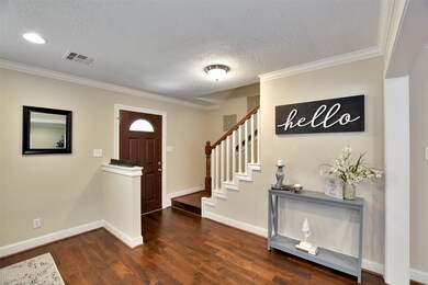 1023 Chamboard Ln, Houston, TX 77018 - photo 7