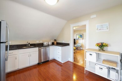 160 Spruce St unit 160, Watertown, MA 02472 - photo 6