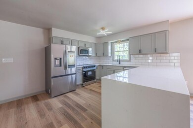 807 E Paint St - 15