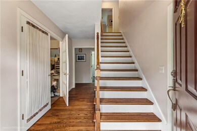 592 Weaver Hill Rd, West Greenwich, RI 02817 - photo 5